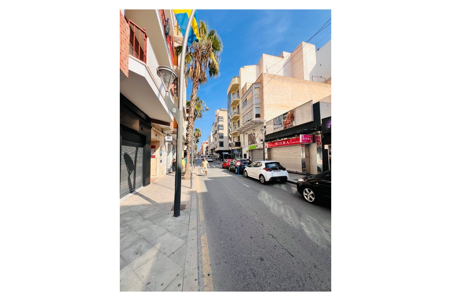 Alquiler - Local Comercial -
Torrevieja - Centro