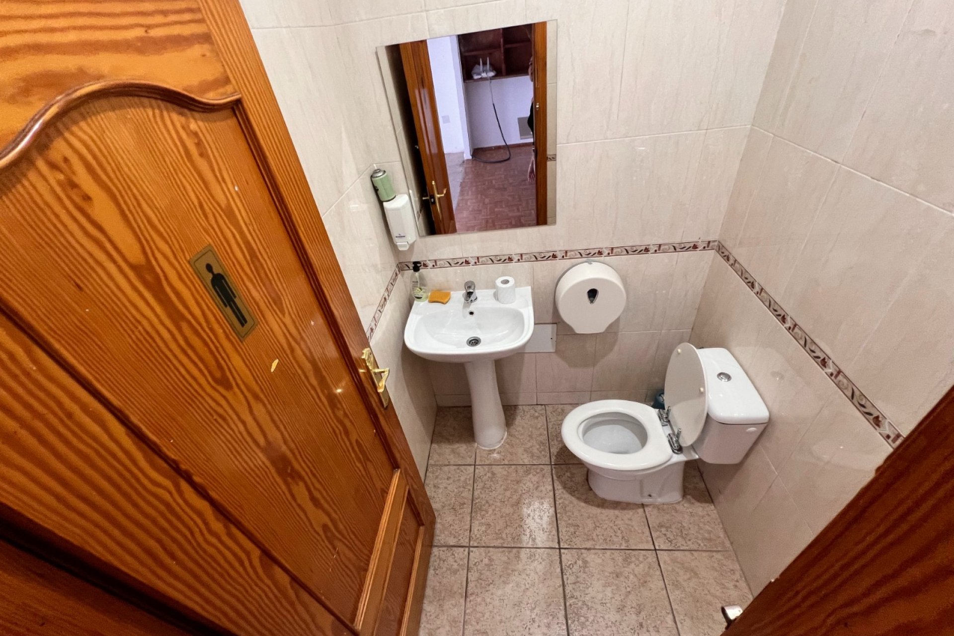 Alquiler - Local Comercial -
Torrevieja - La Siesta - El Salado -  Torreta