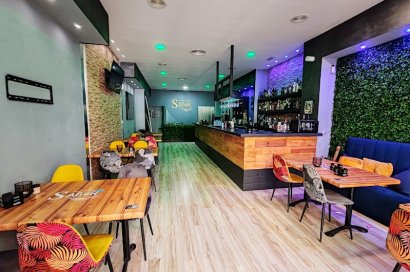 Bar - CoffeShop - Transfer - Torrevieja -
                Centro