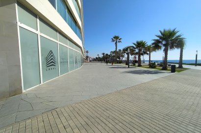 Commercial Premises - Resale - Torrevieja -
                Playa de los Locos