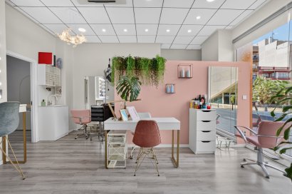 Hairdressing Salon - Transfer - Torrevieja -
                Centro