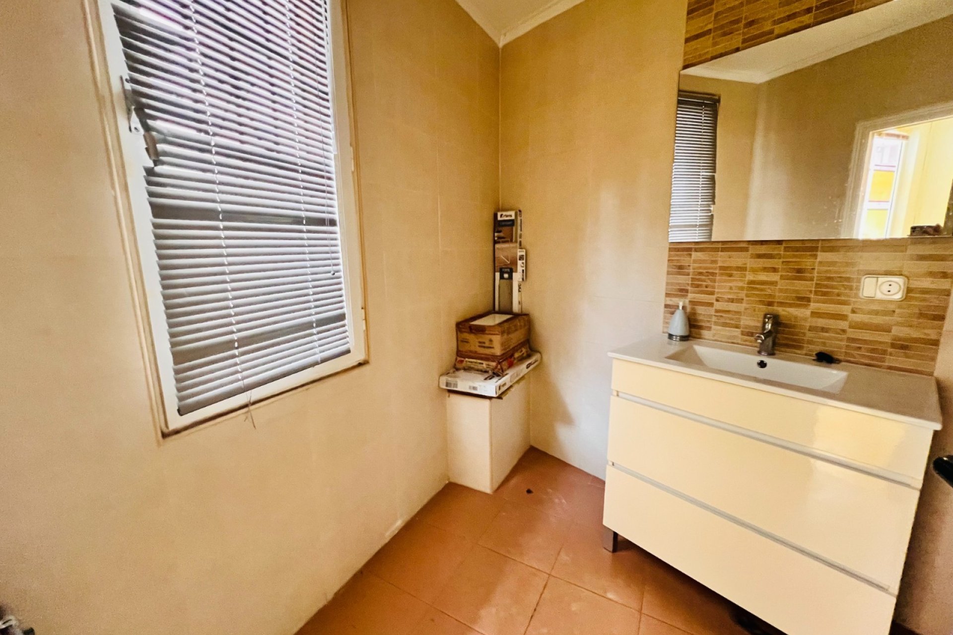 Location - Bureau -
Torrevieja - Centro