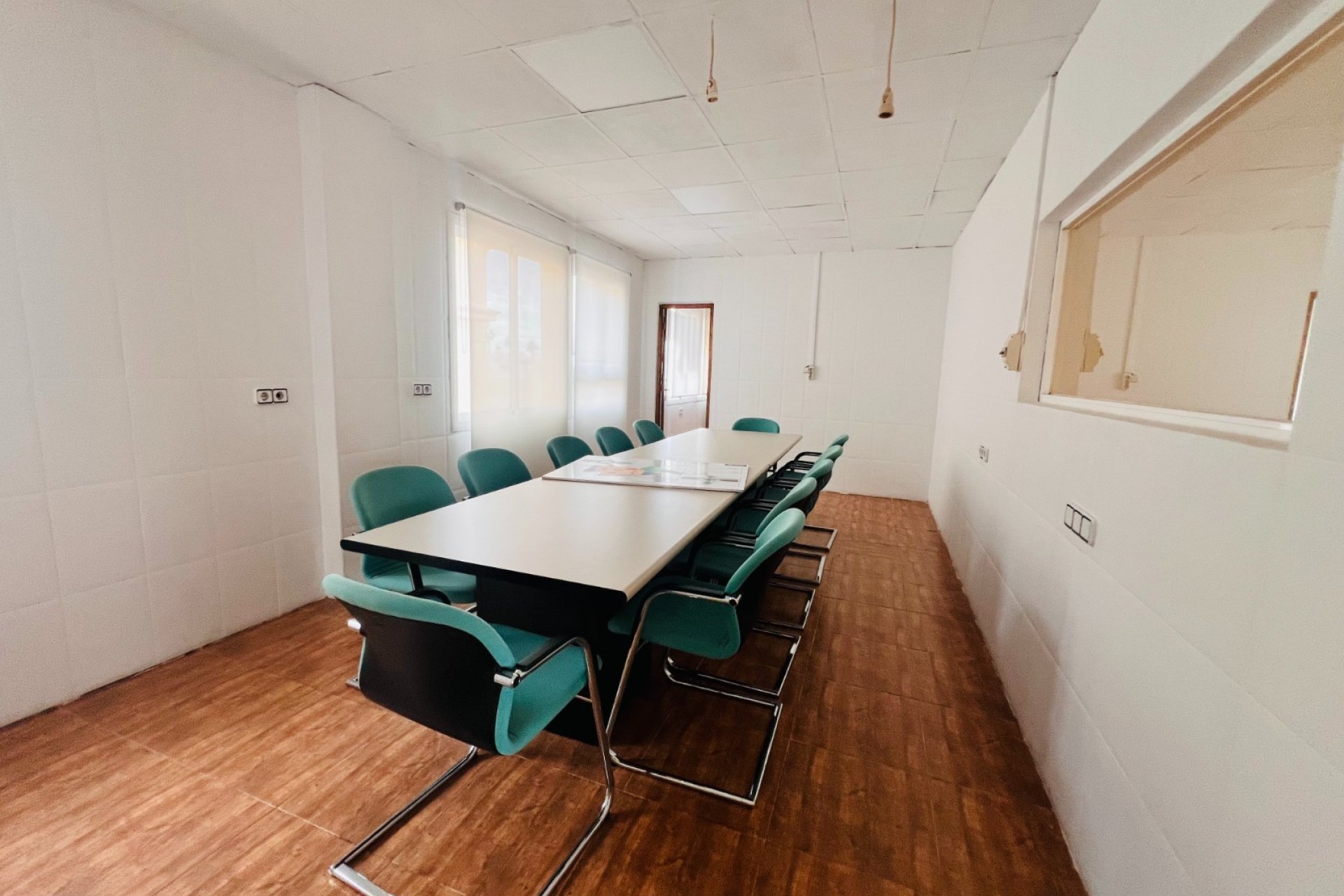 Rental - Commercial Premises -
Torrevieja - Nueva Torrevieja - Aguas Nuevas