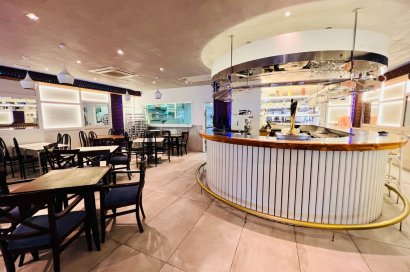 Restaurant - Transfer -
            Orihuela Costa - TREX9-25