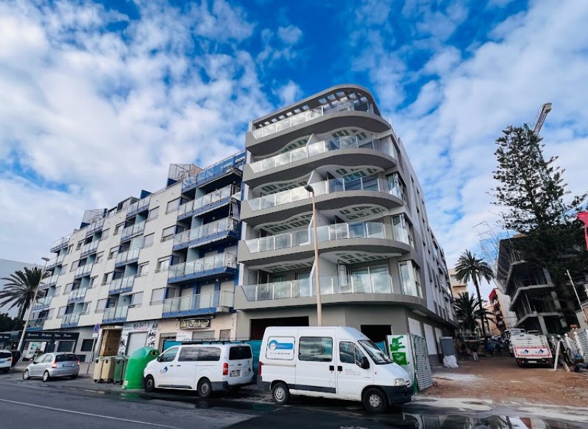 Revente - Locaux Commerciaux -
Torrevieja - Playa de los Locos