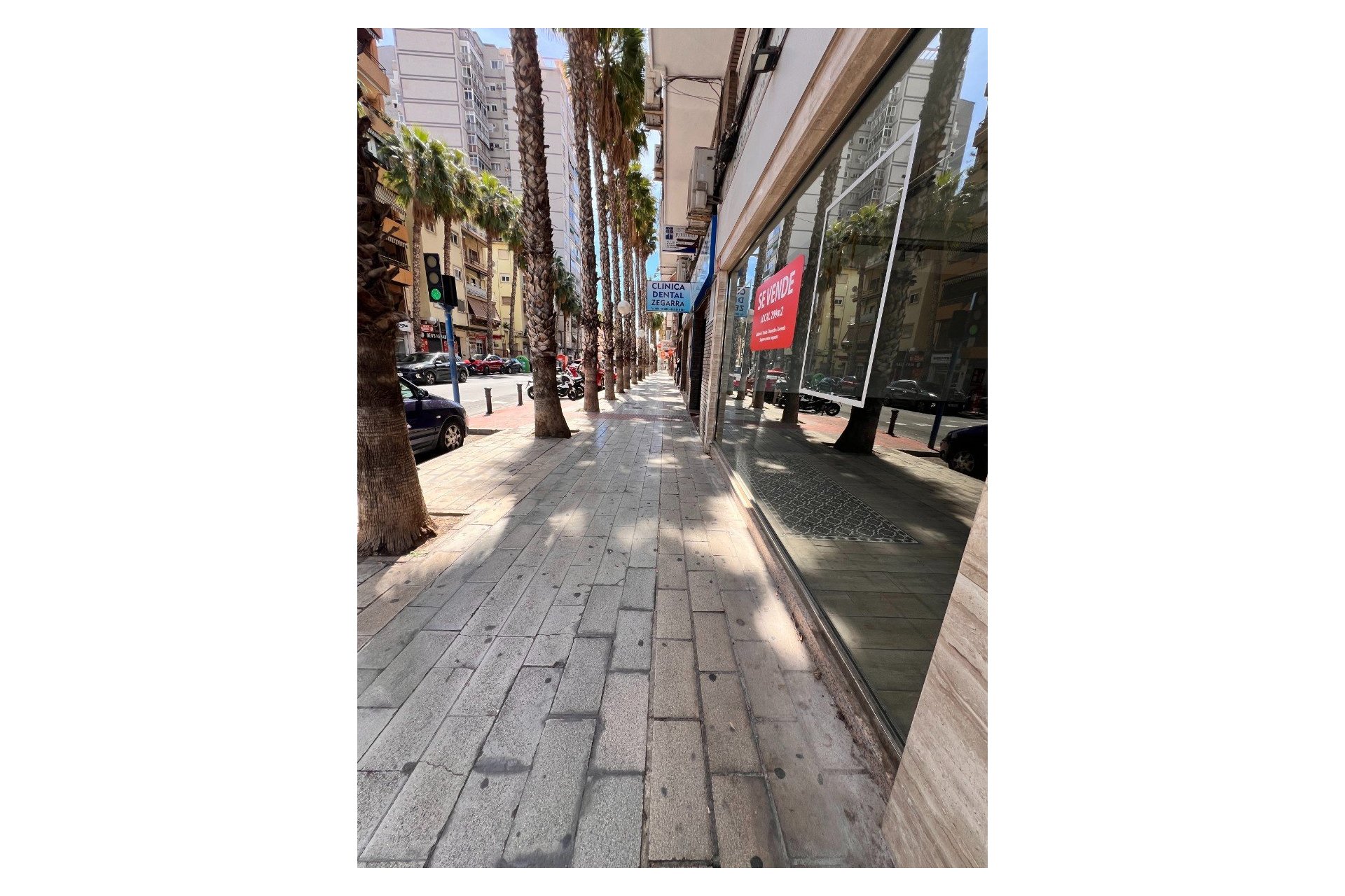 Sale - Commercial Premises -
Alicante - Centro