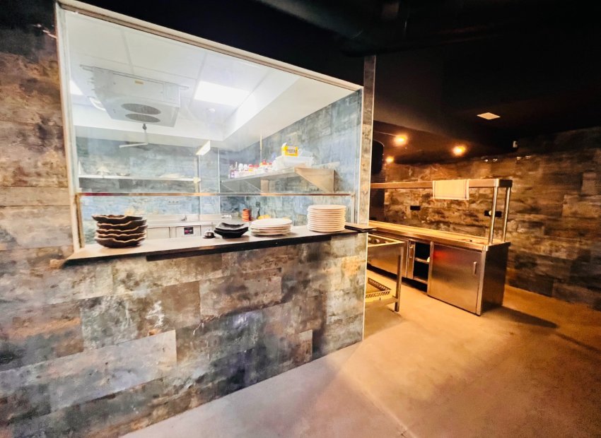 Sale - Commercial Premises -
Orihuela Costa