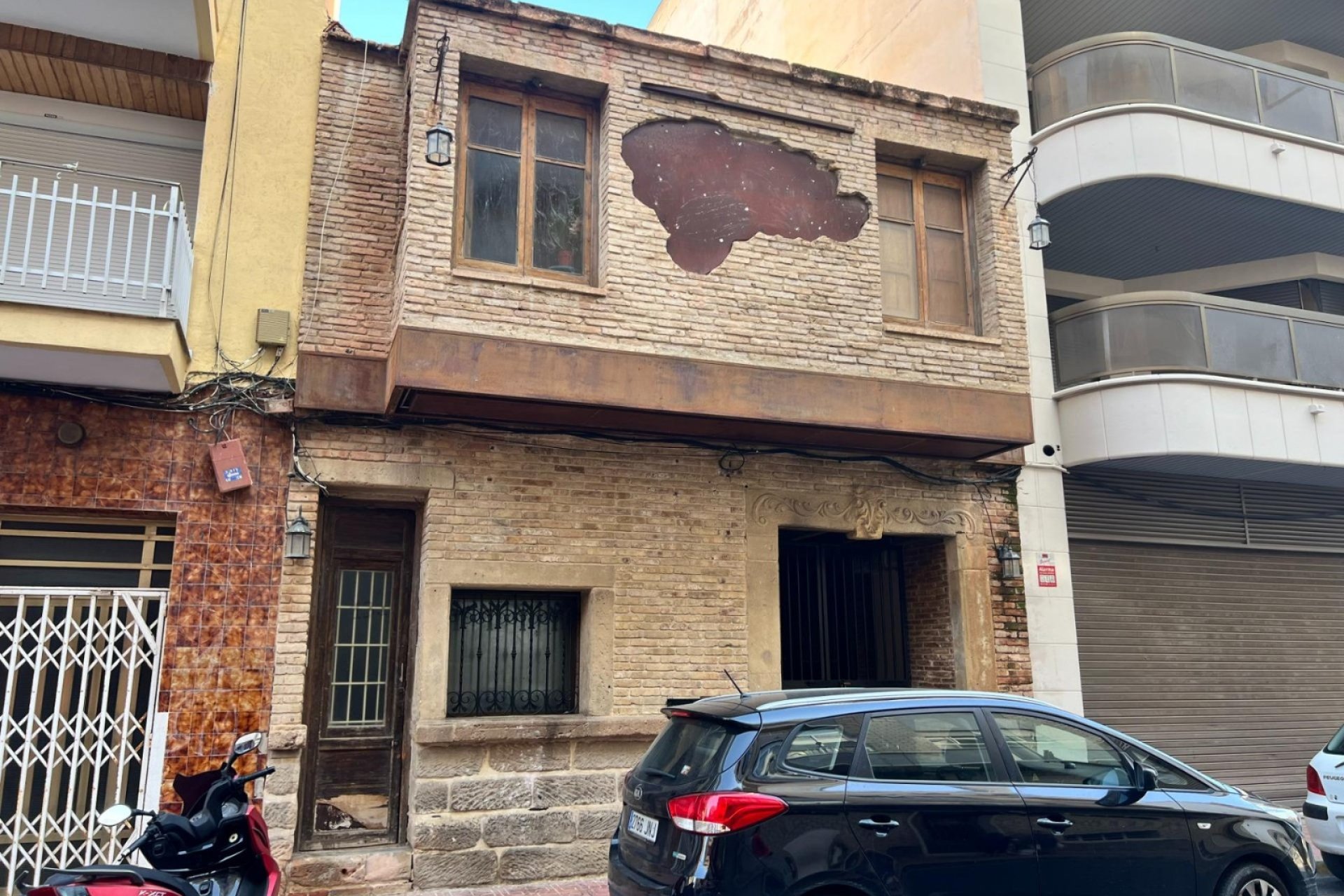 Sale - Commercial Premises -
Torrevieja - Centro