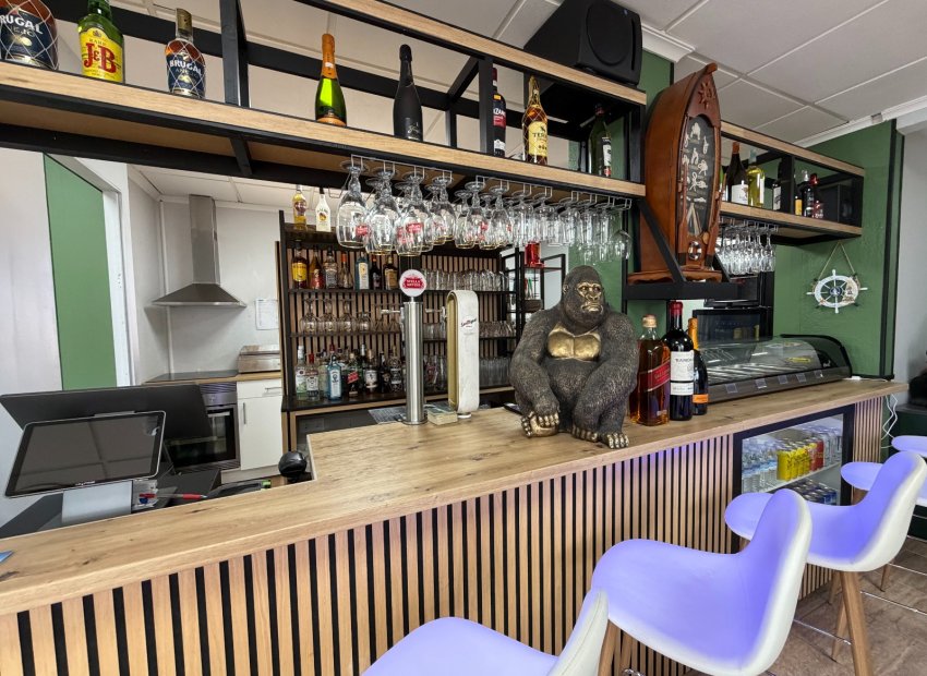 Transfer - Bar - CoffeShop -
Torrevieja - Centro