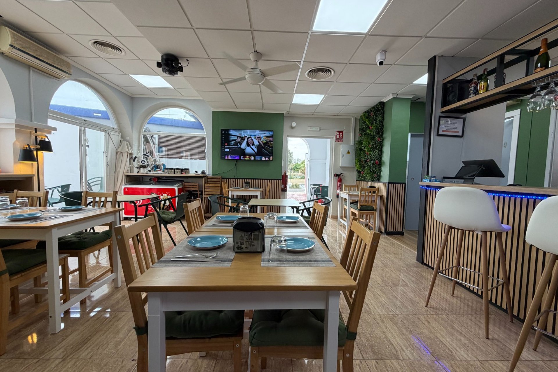 Transfer - Bar - CoffeShop -
Torrevieja - Centro