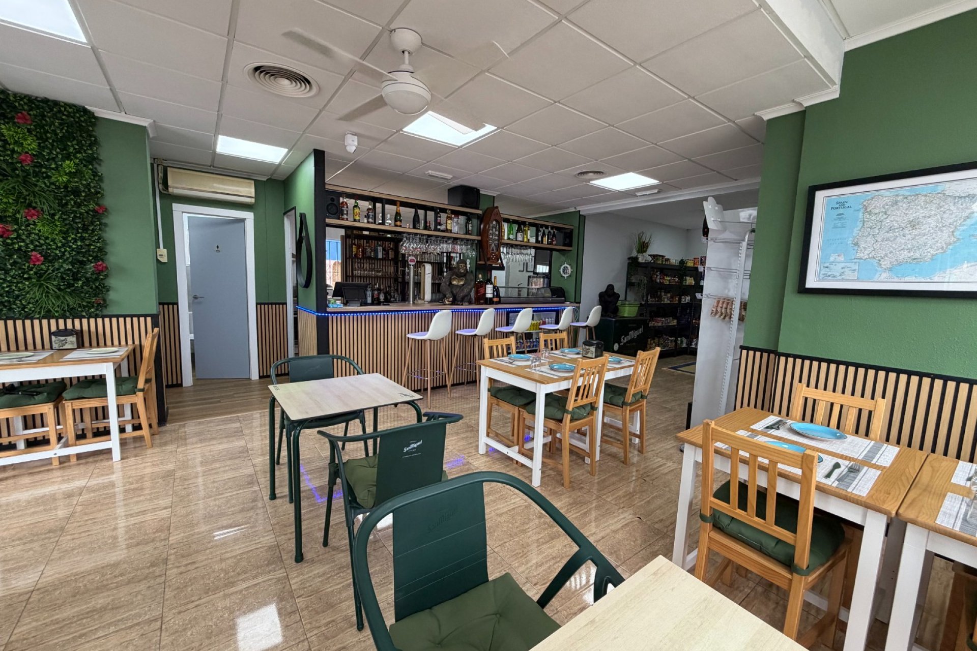 Transfer - Bar - CoffeShop -
Torrevieja - Centro