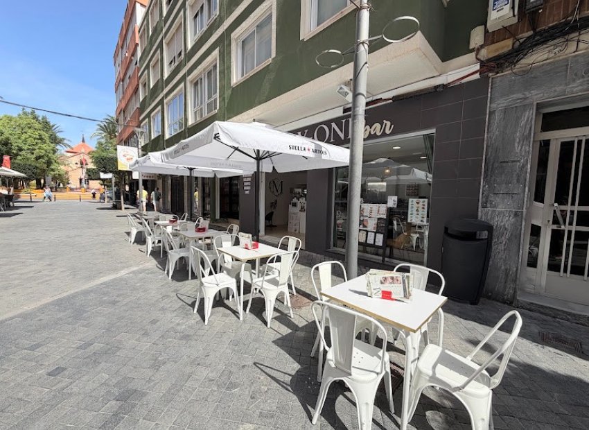 Transfer - Bar - CoffeShop -
Torrevieja - Centro