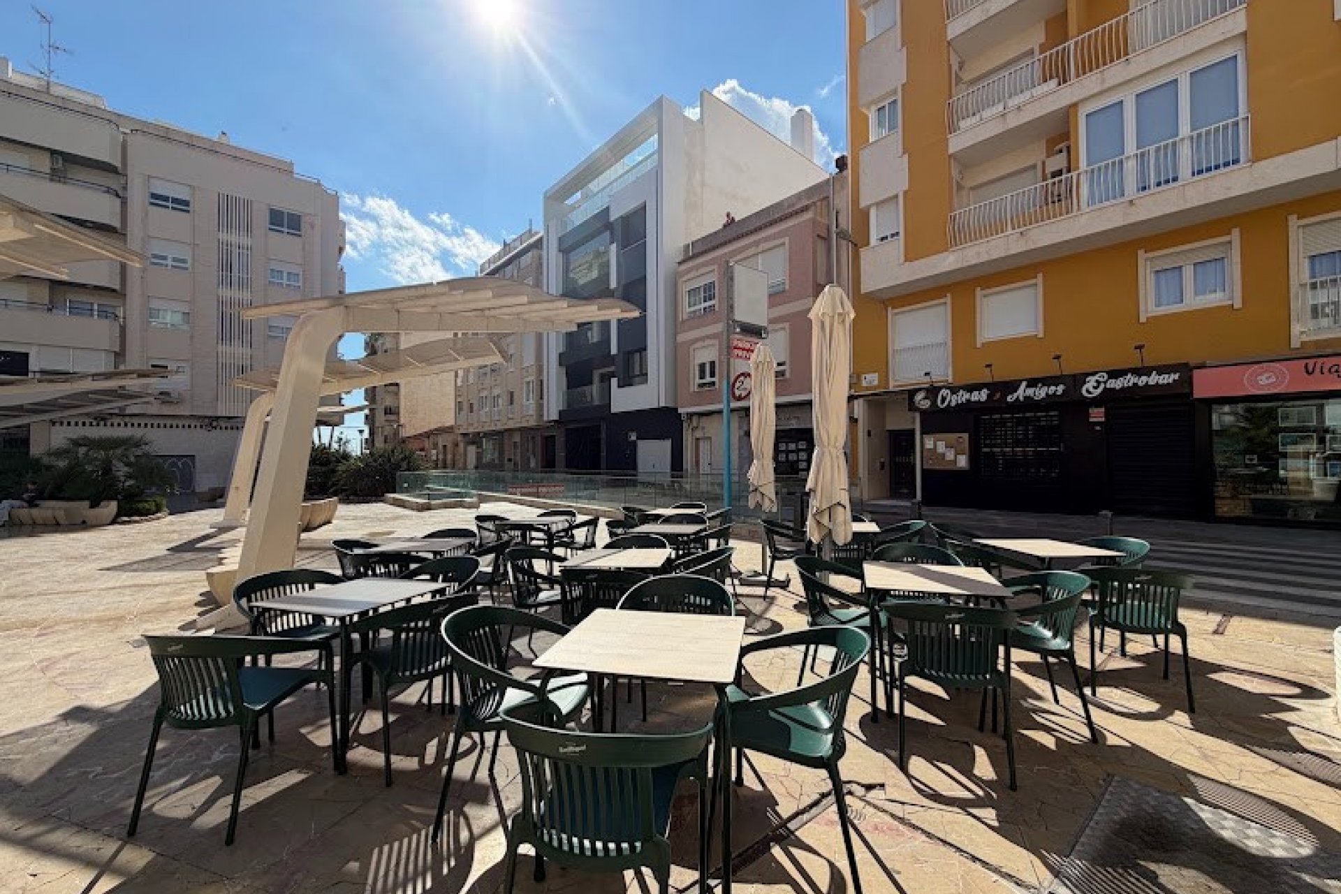 Transfer - Bar - CoffeShop -
Torrevieja - Centro
