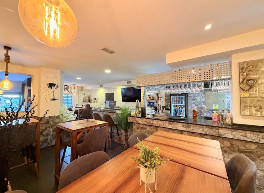 Transfer - Bar - CoffeShop -
Torrevieja - Centro