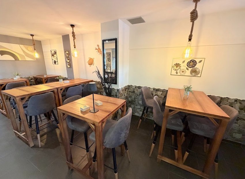 Transfer - Bar - CoffeShop -
Torrevieja - Centro