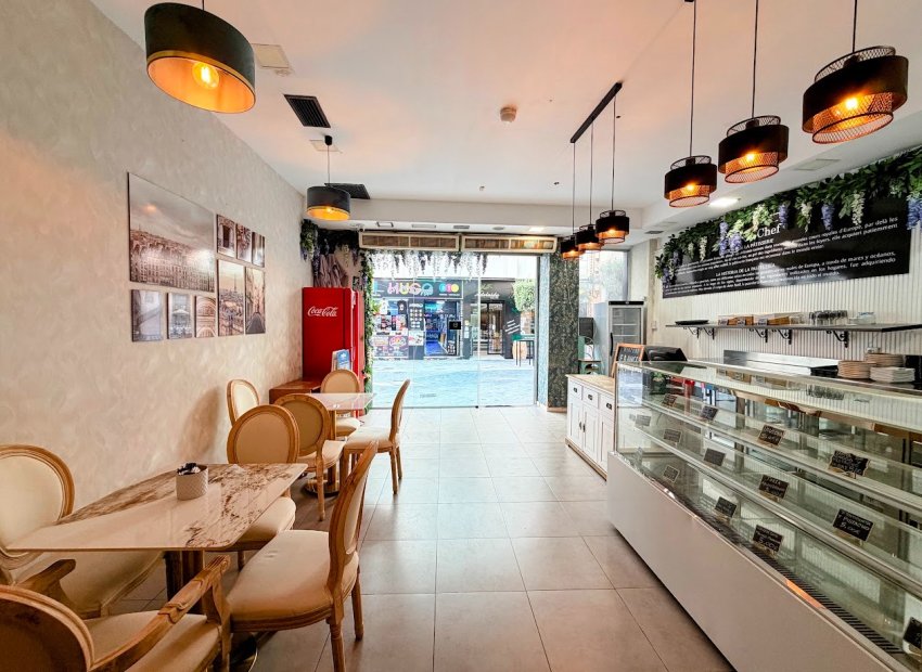 Transfer - Cafeteria -
Torrevieja - Centro