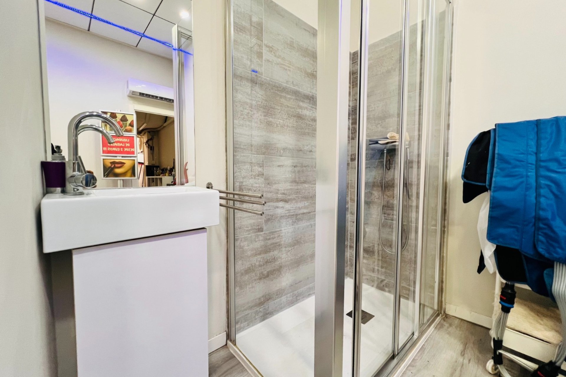 Transfer - Hairdressing Salon -
Torrevieja - Centro