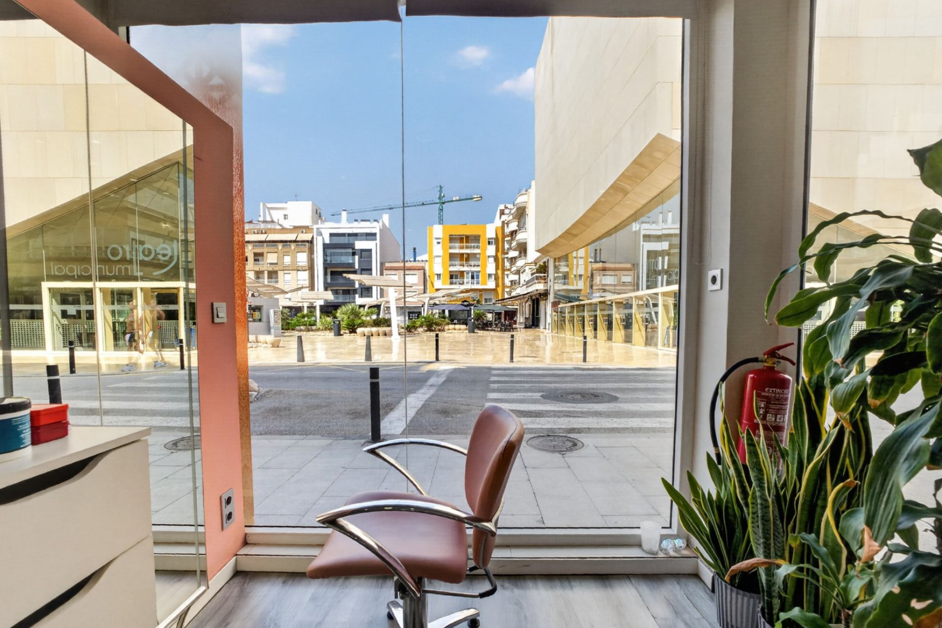 Transfer - Hairdressing Salon -
Torrevieja - Centro