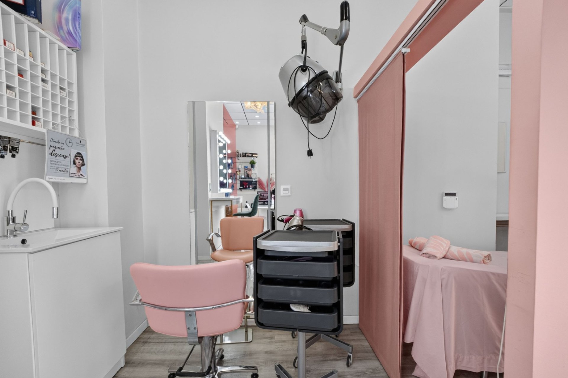 Transfer - Hairdressing Salon -
Torrevieja - Centro
