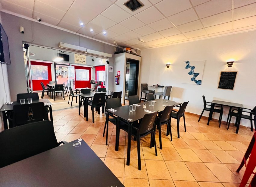 Transfer - Restaurant -
Orihuela Costa - Villamartín
