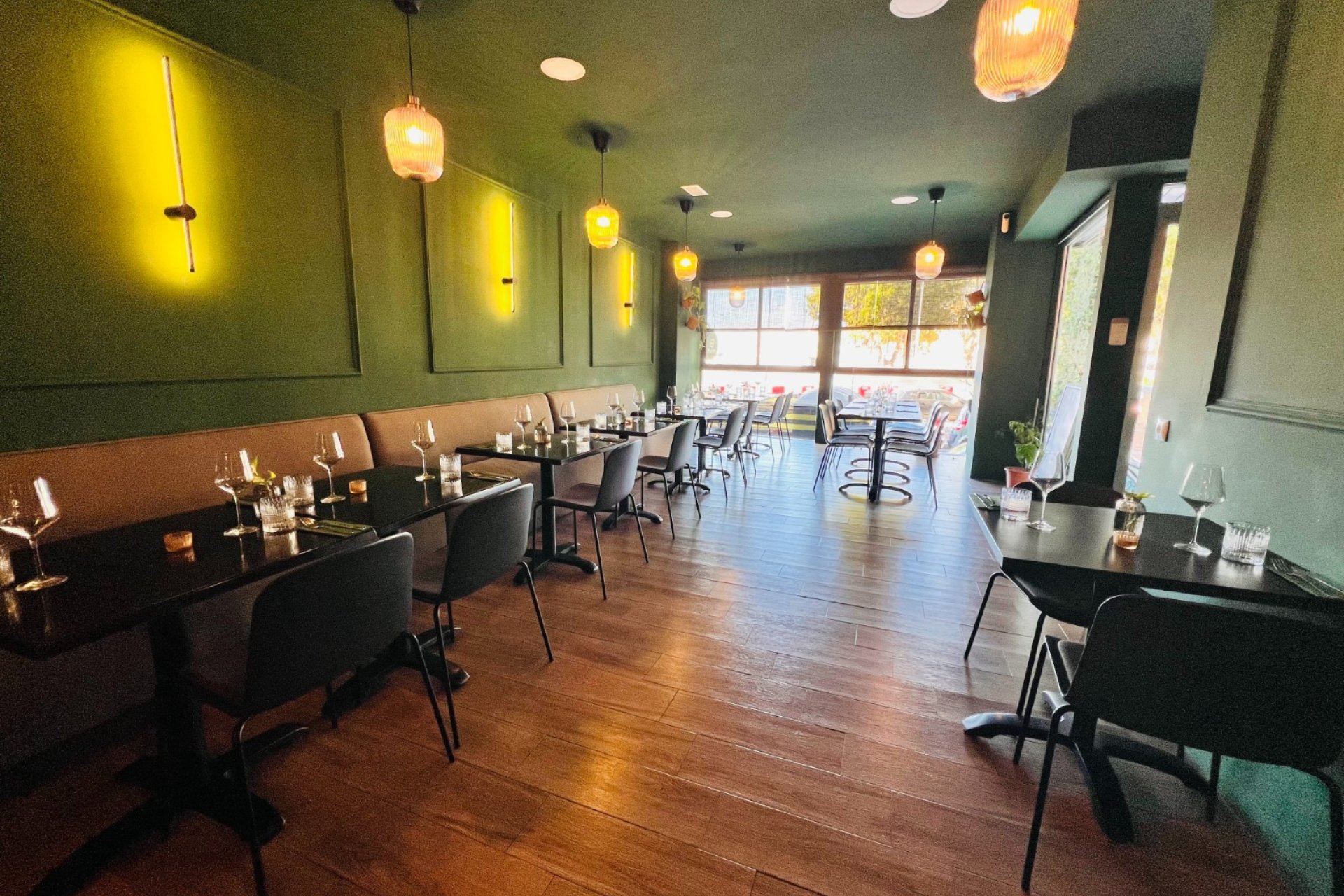 Transfer - Restaurant -
Torrevieja - Centro