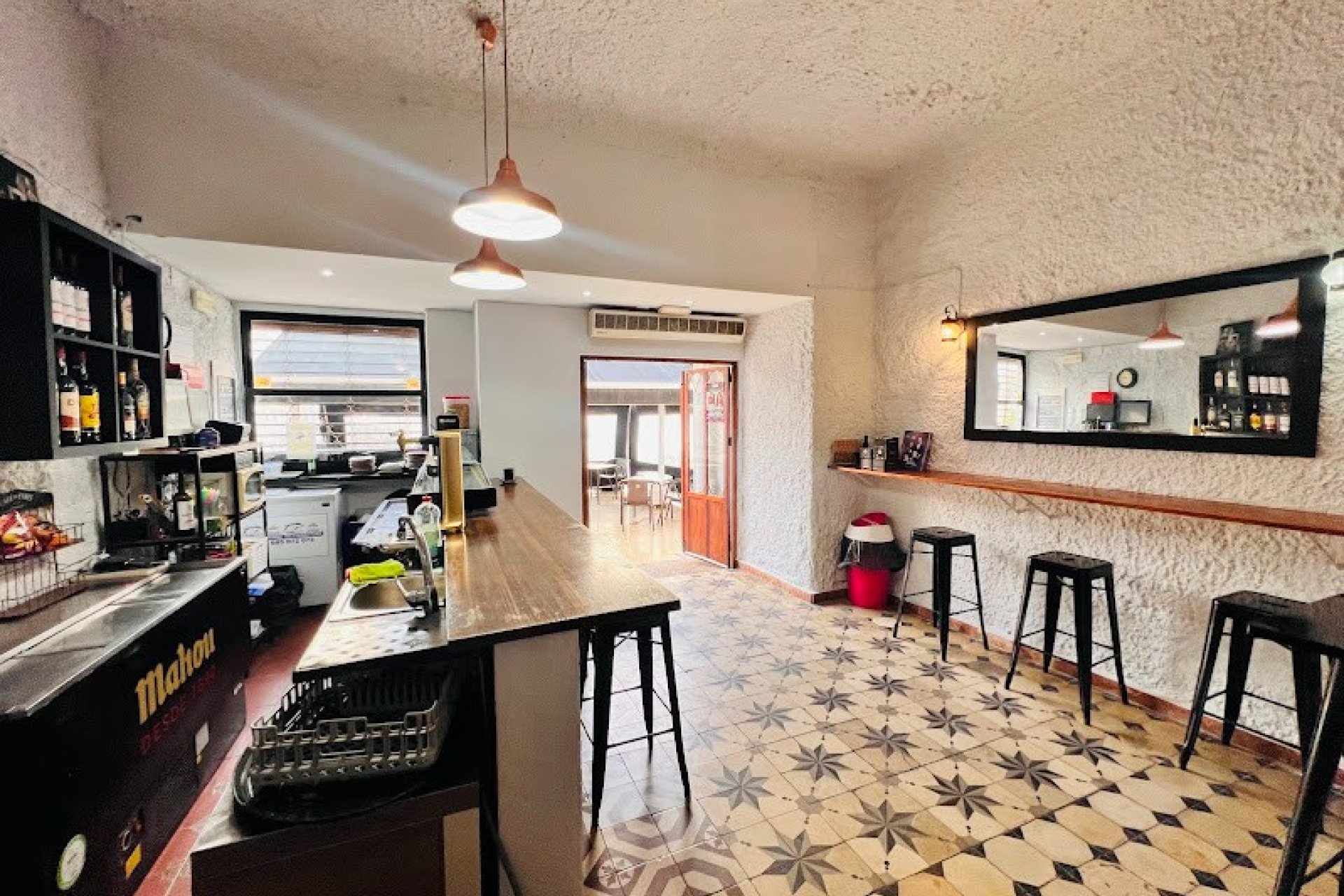 Transfer - Restaurant -
Torrevieja - Centro