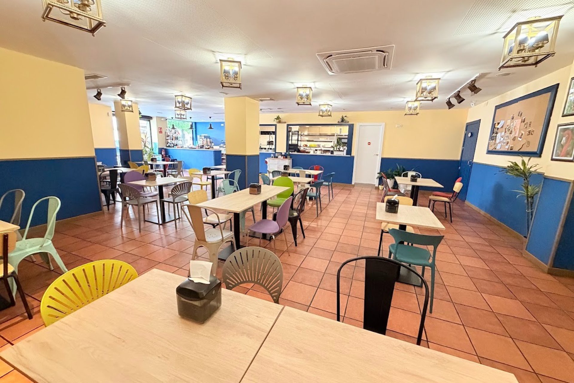 Transfer - Restaurant -
Torrevieja - Centro