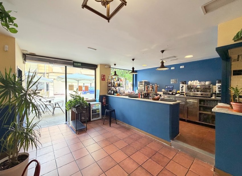 Transfer - Restaurant -
Torrevieja - Centro