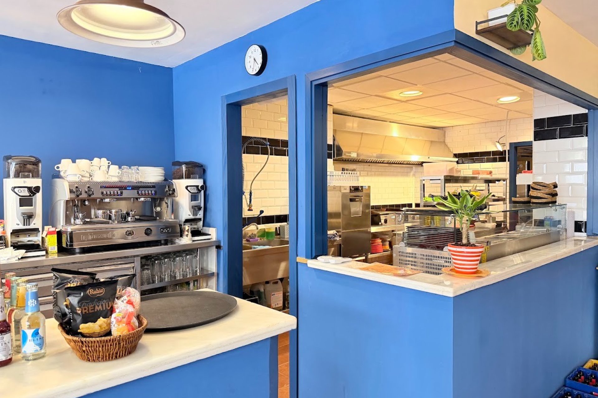 Transfer - Restaurant -
Torrevieja - Centro