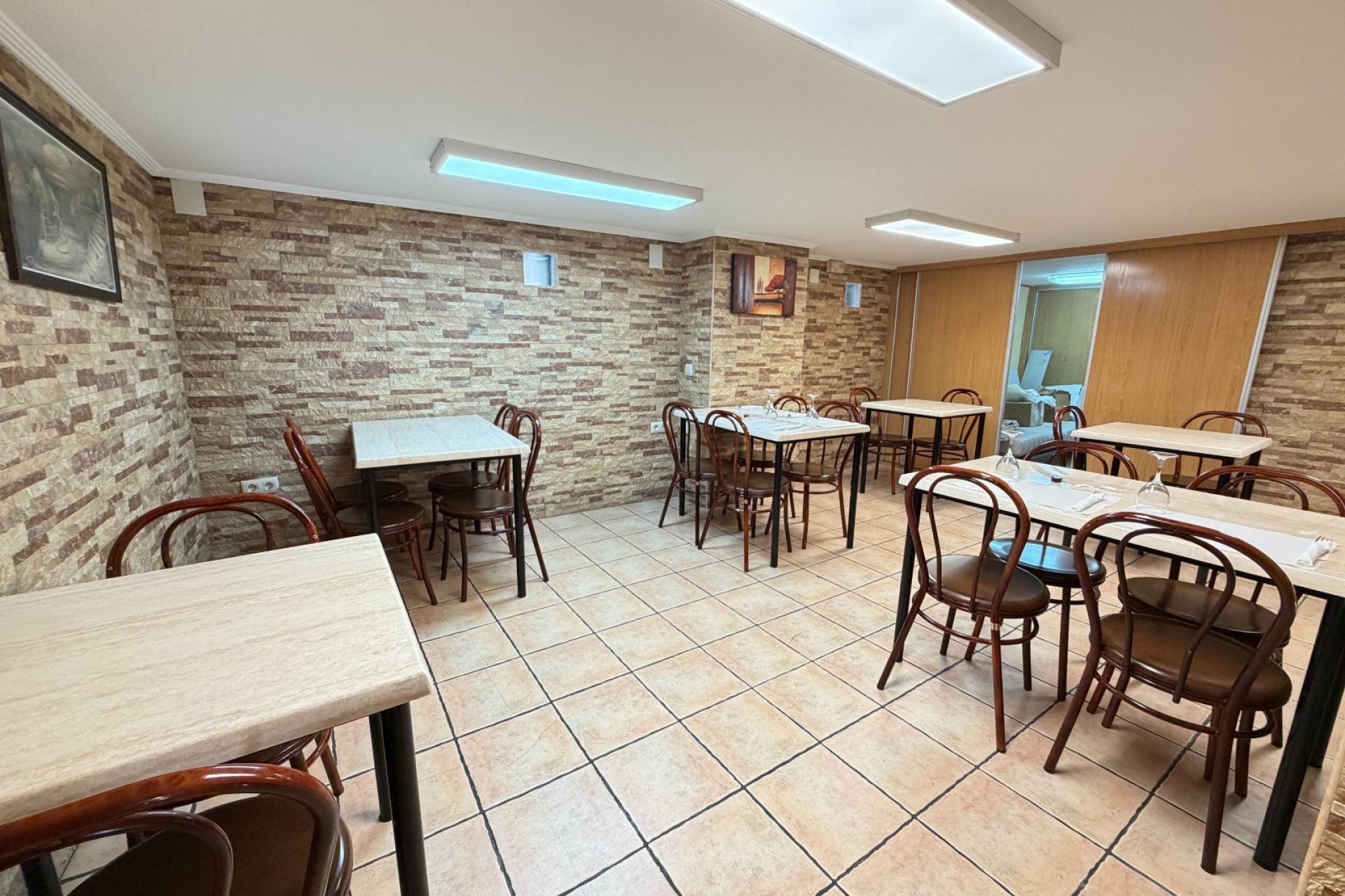 Transfer - Restaurant -
Torrevieja - El Acequión - Los Náufragos