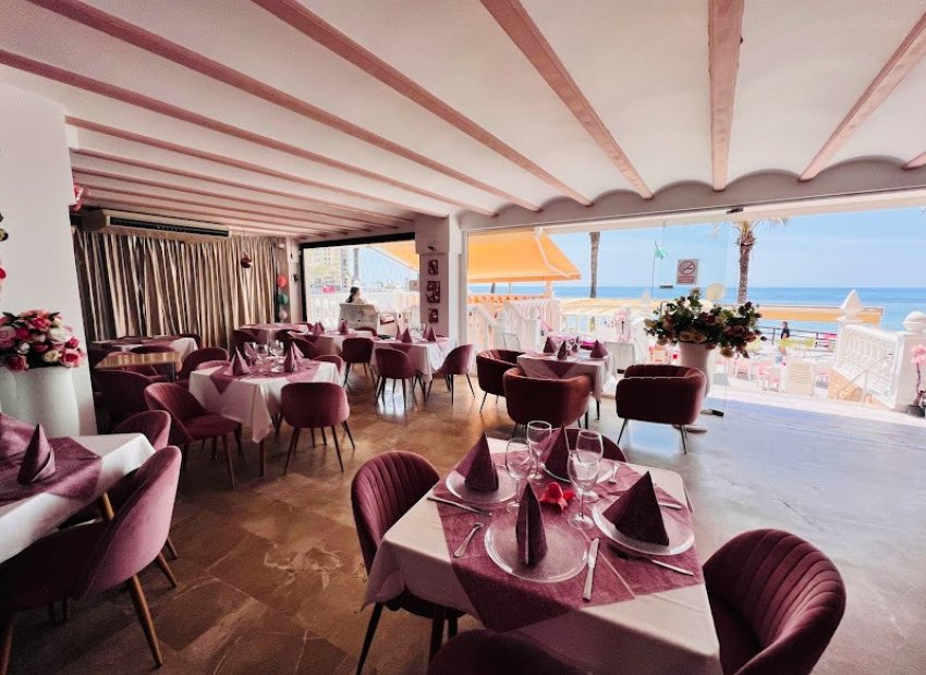 Transfer - Restaurant -
Torrevieja - Playa del Cura