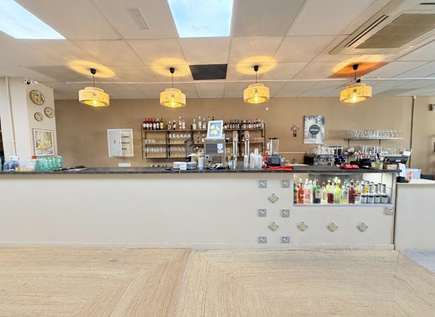 Transfer - Restaurant -
Torrevieja - Playa del Cura
