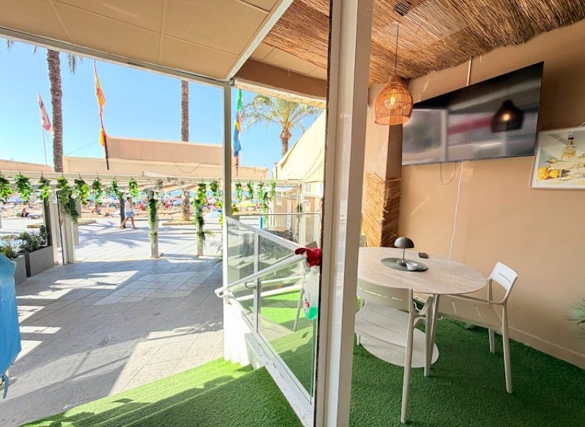 Transfer - Restaurant -
Torrevieja - Playa del Cura