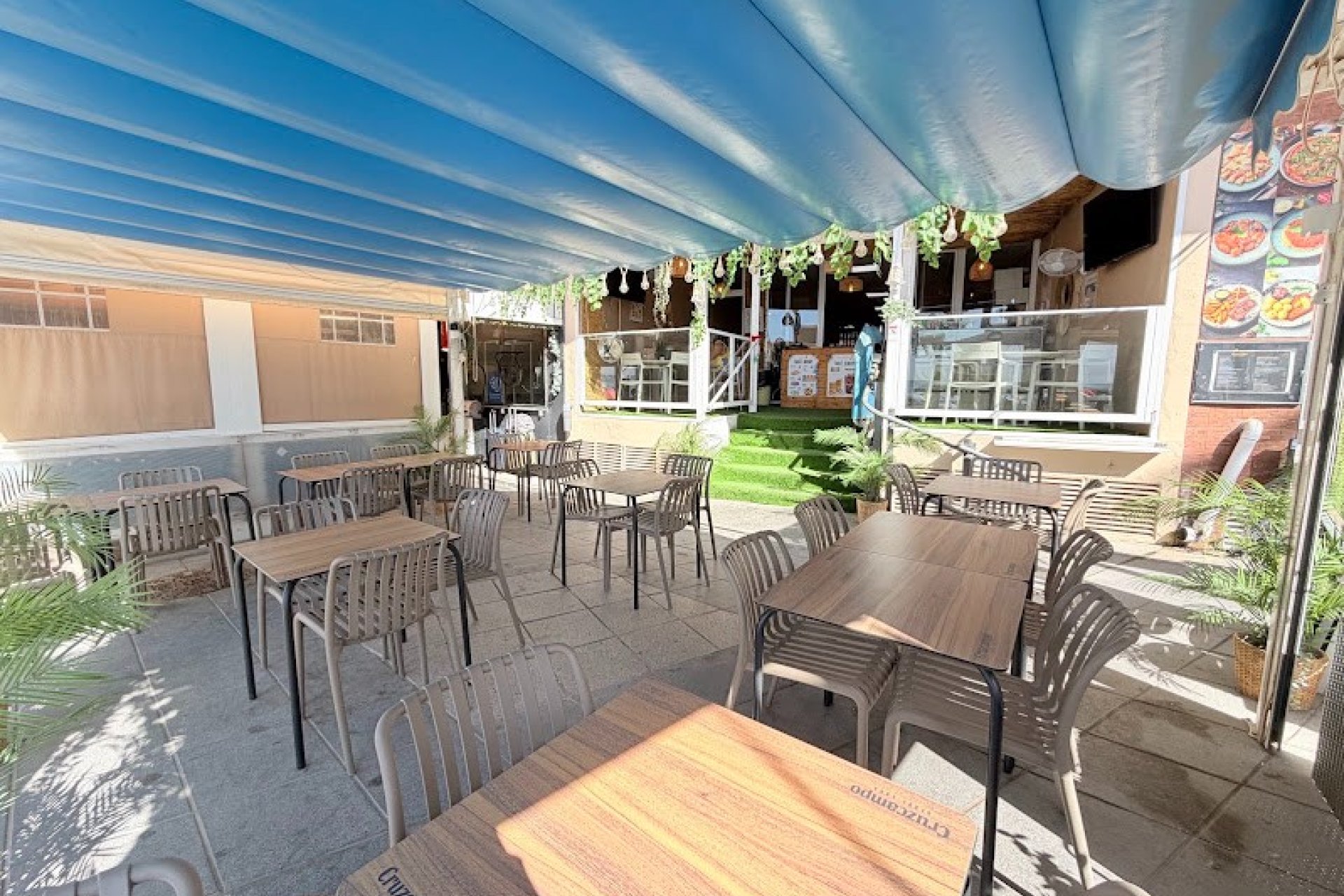 Transfer - Restaurant -
Torrevieja - Playa del Cura