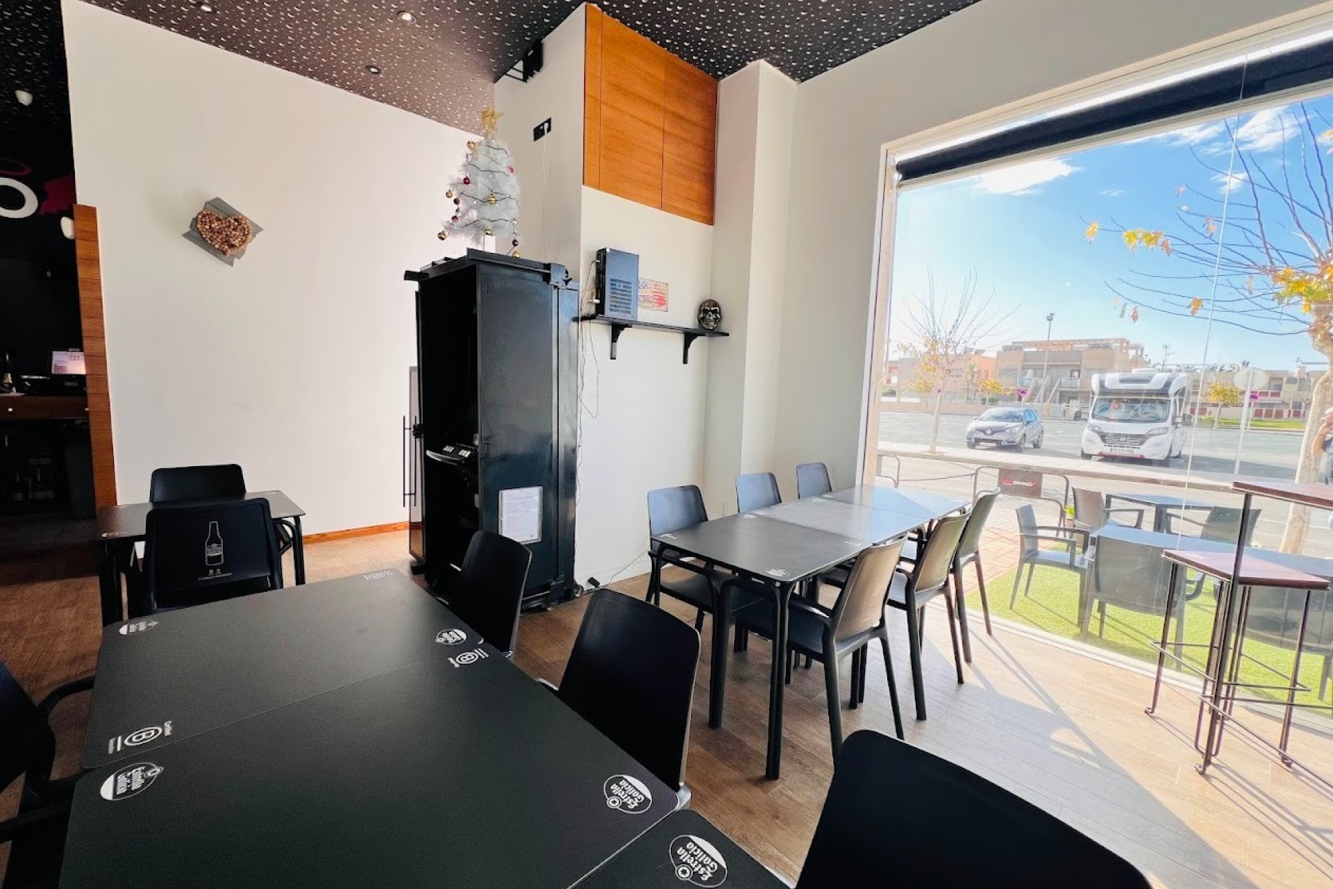 Transfert - Bar - Cafétéria -
Torre de la Horadada