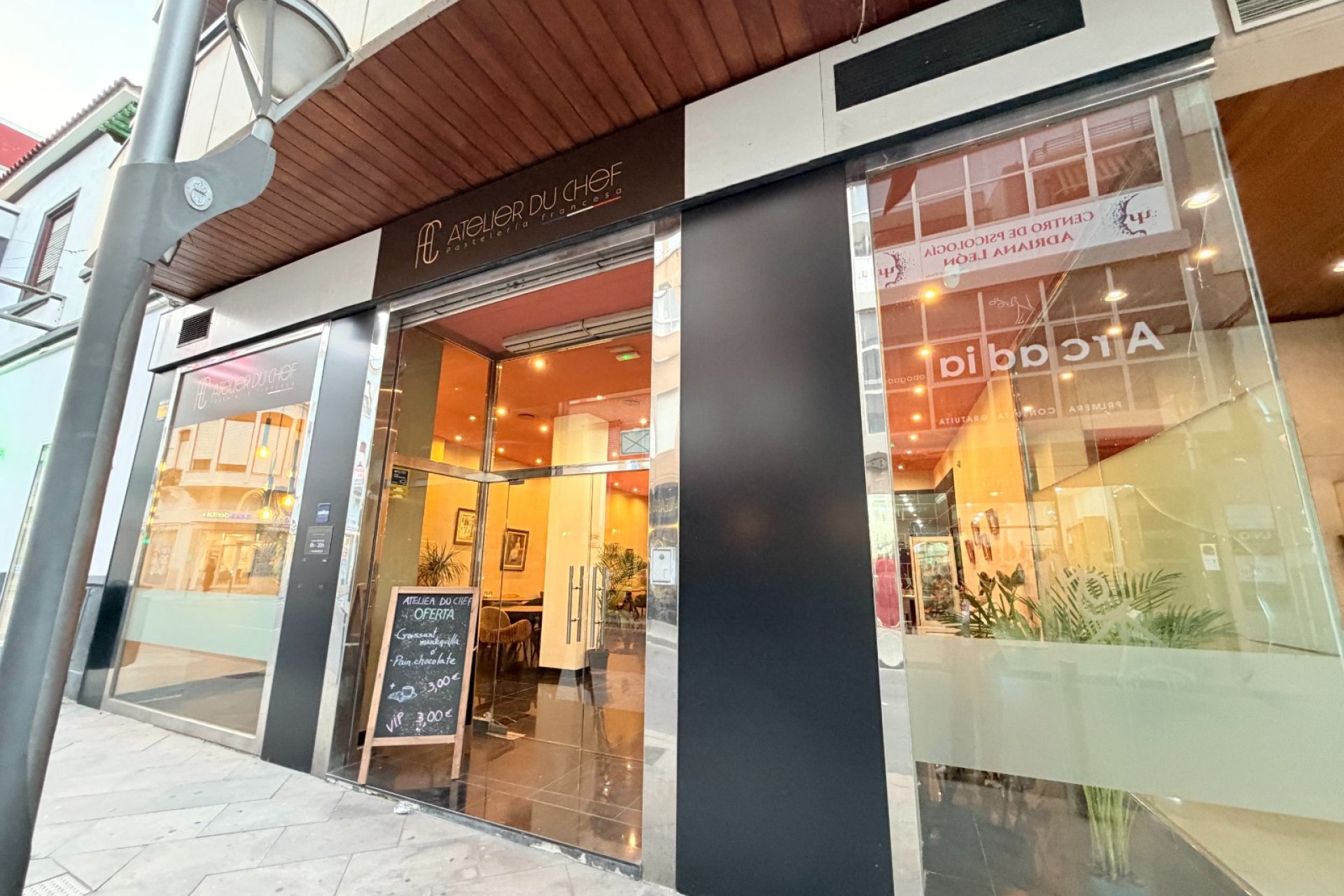 Transfert - Cafeteria -
Torrevieja - Centro