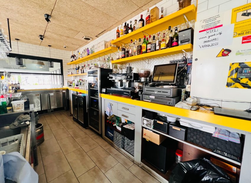 Transfert - Restaurant -
Orihuela Costa - Villamartín