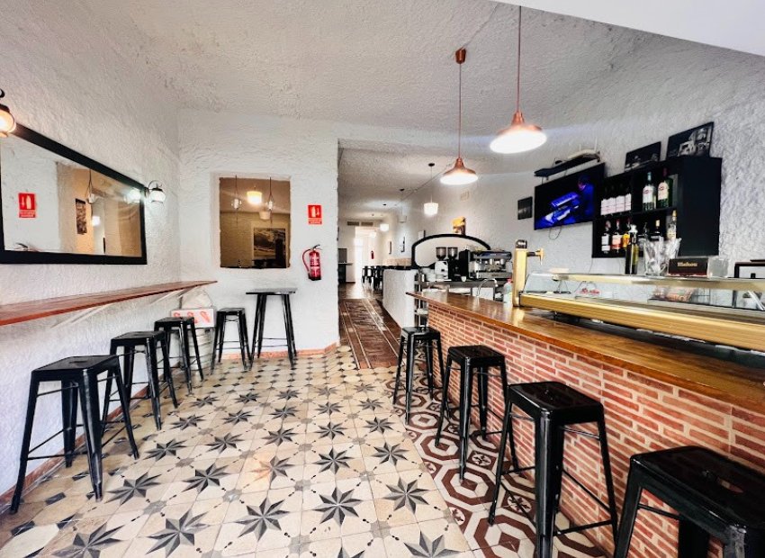 Transfert - Restaurant -
Torrevieja - Centro