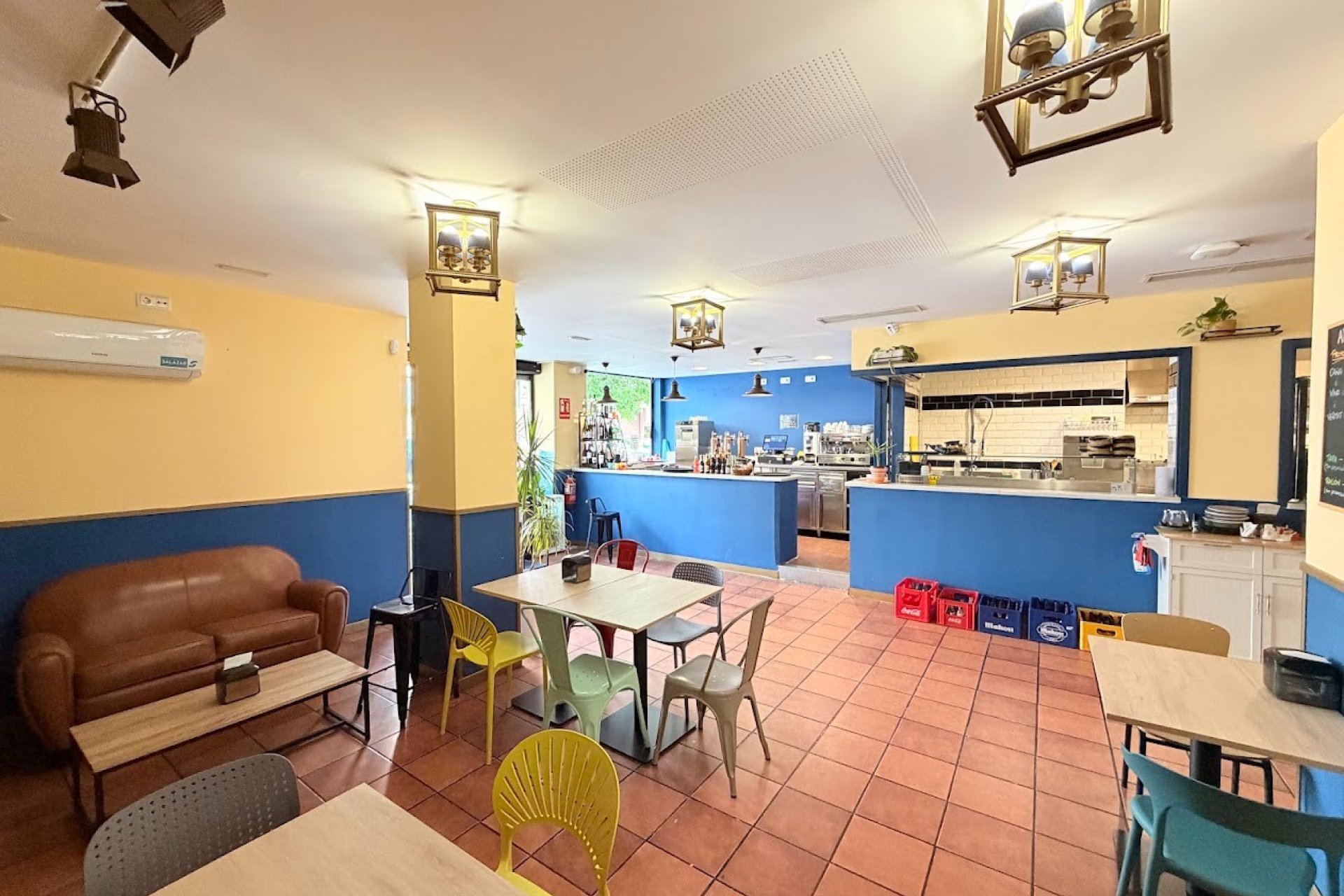 Transfert - Restaurant -
Torrevieja - Centro