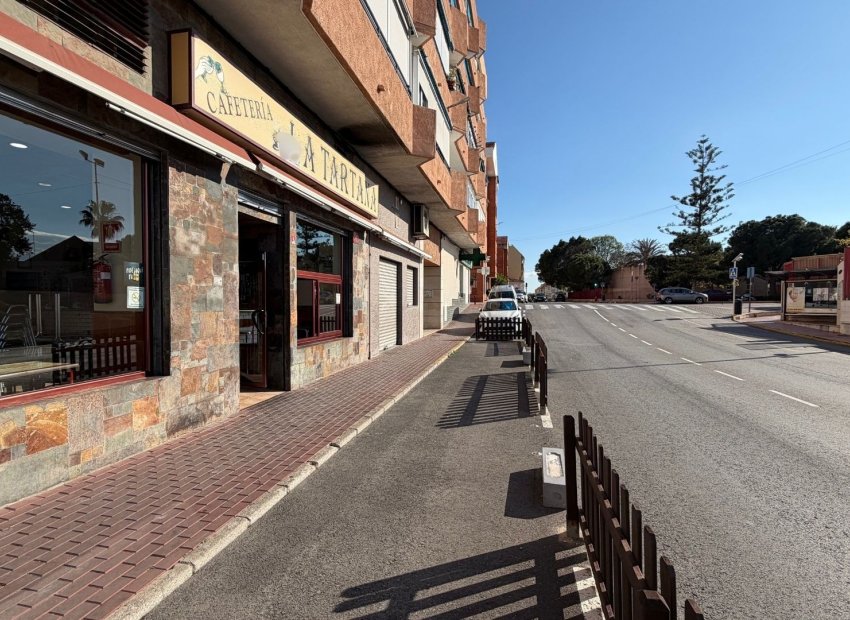 Transfert - Restaurant -
Torrevieja - El Acequión - Los Náufragos