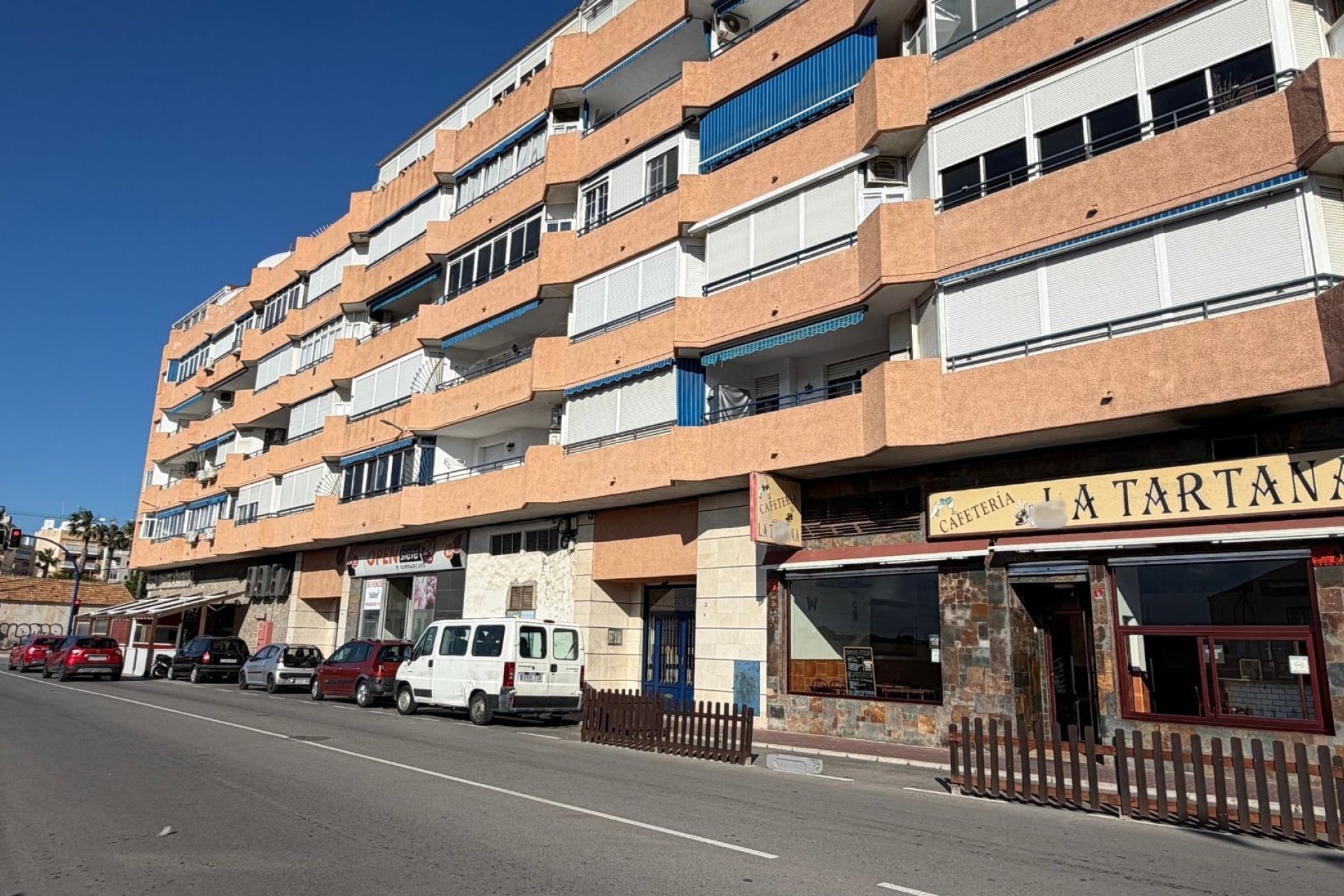 Transfert - Restaurant -
Torrevieja - El Acequión - Los Náufragos