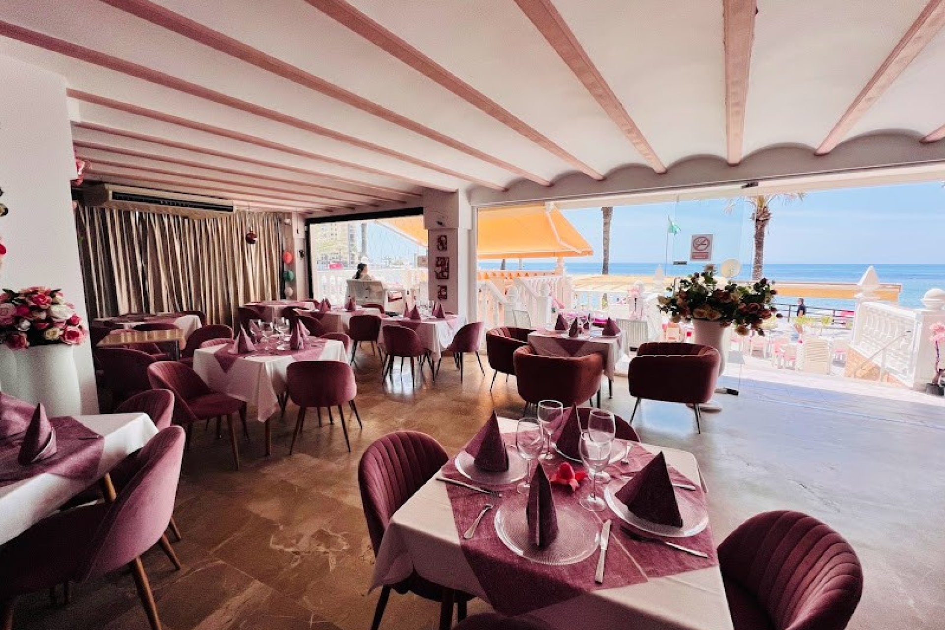 Transfert - Restaurant -
Torrevieja - Playa del Cura