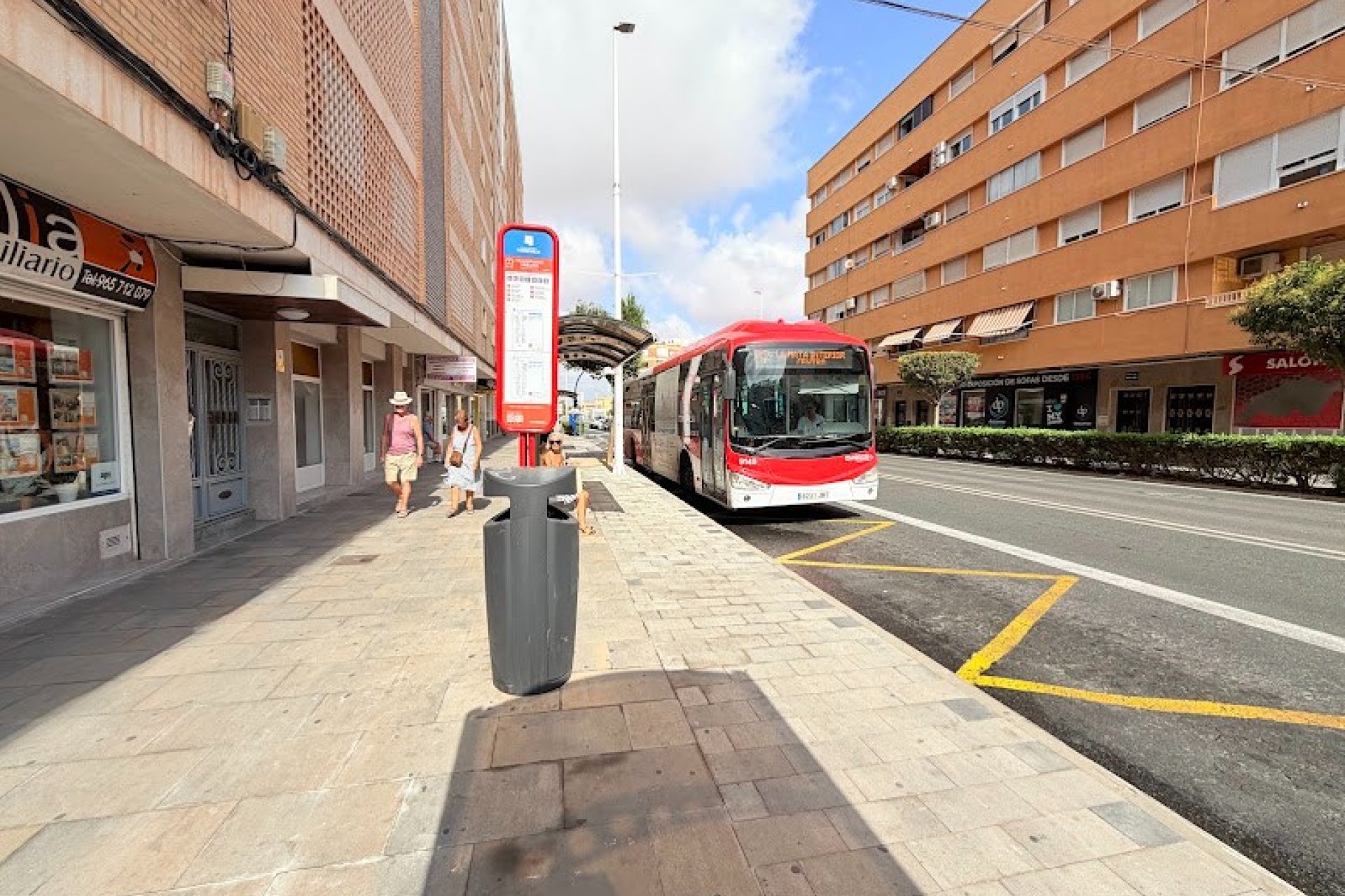 Traspaso - 24h -Supermercado -
Torrevieja - Centro