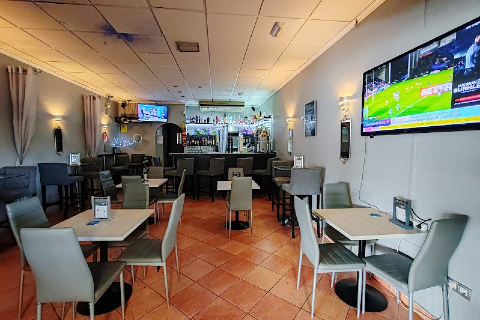 Traspaso - Bar - Cafeteria -
Orihuela Costa - Dehesa de campoamor