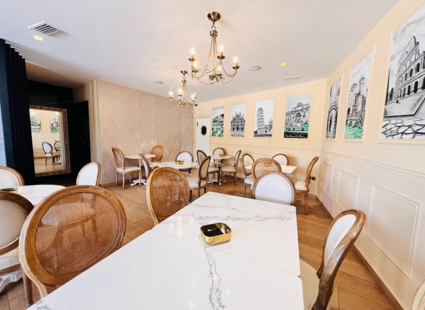 Traspaso - Bar - Cafeteria -
Orihuela Costa - Playa Flamenca