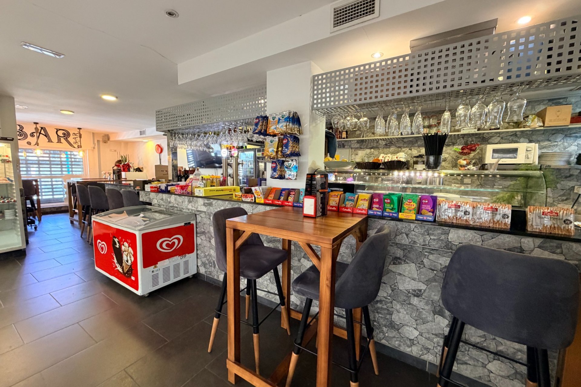 Traspaso - Bar - Cafeteria -
Torrevieja - Centro