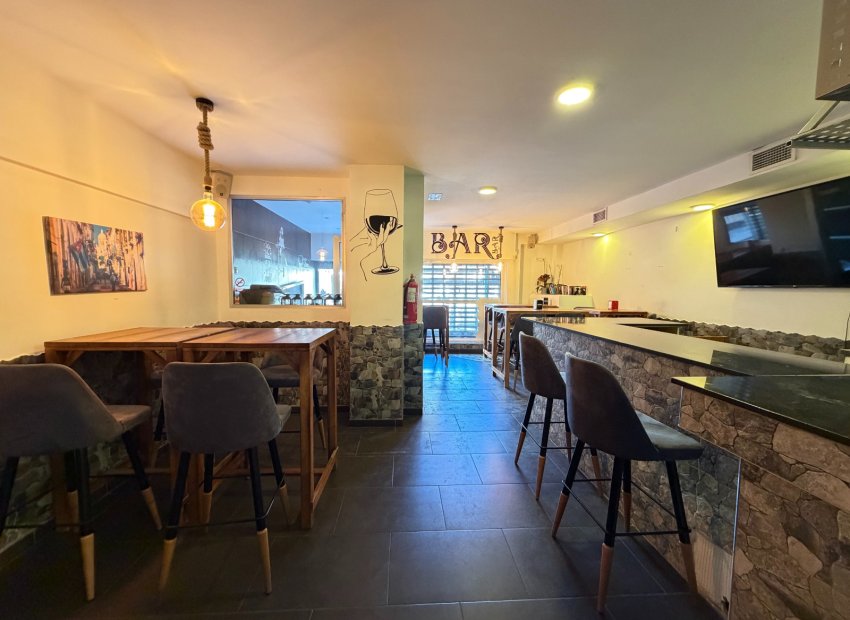 Traspaso - Bar - Cafeteria -
Torrevieja - Centro