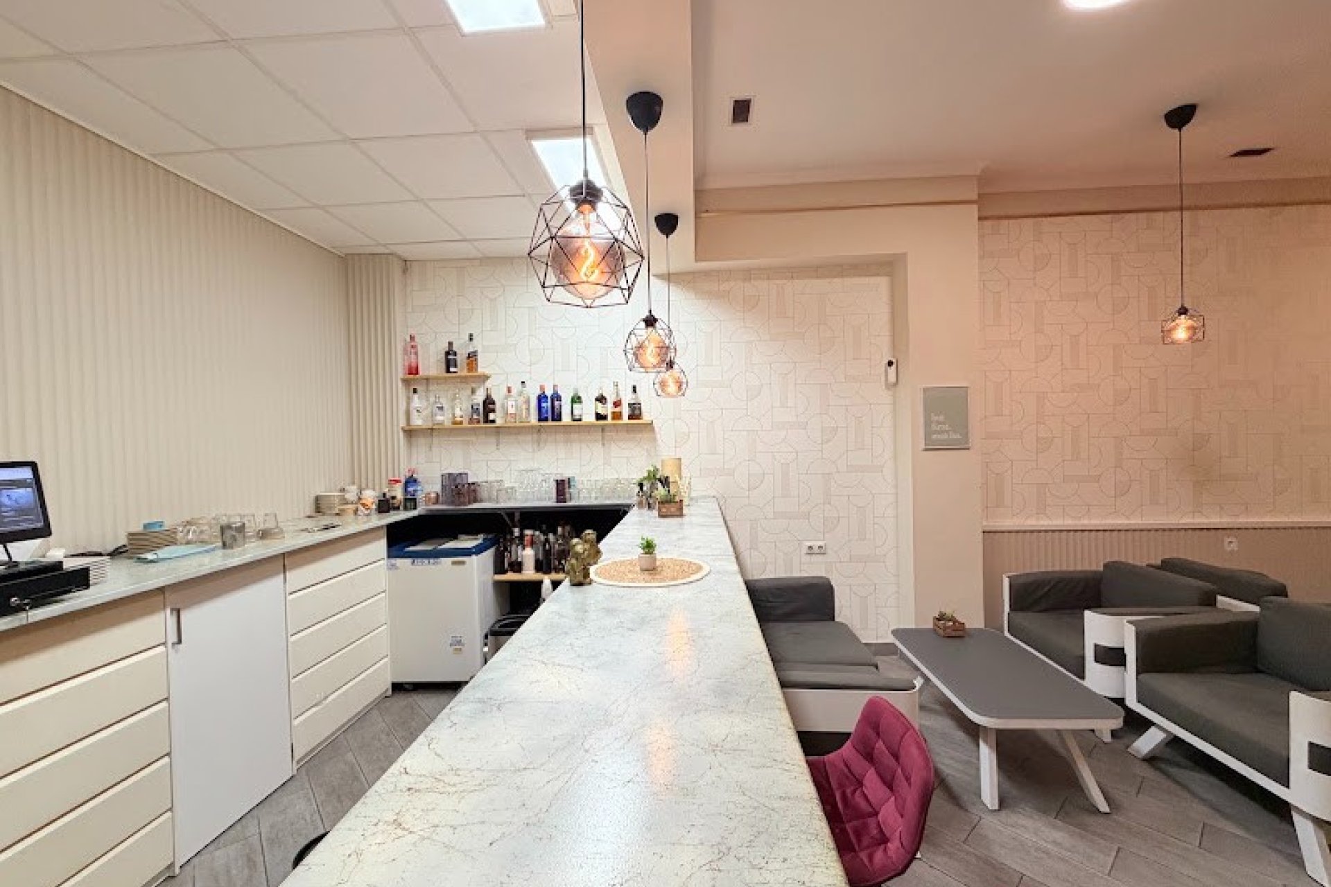 Traspaso - Bar - Cafeteria -
Torrevieja - Centro