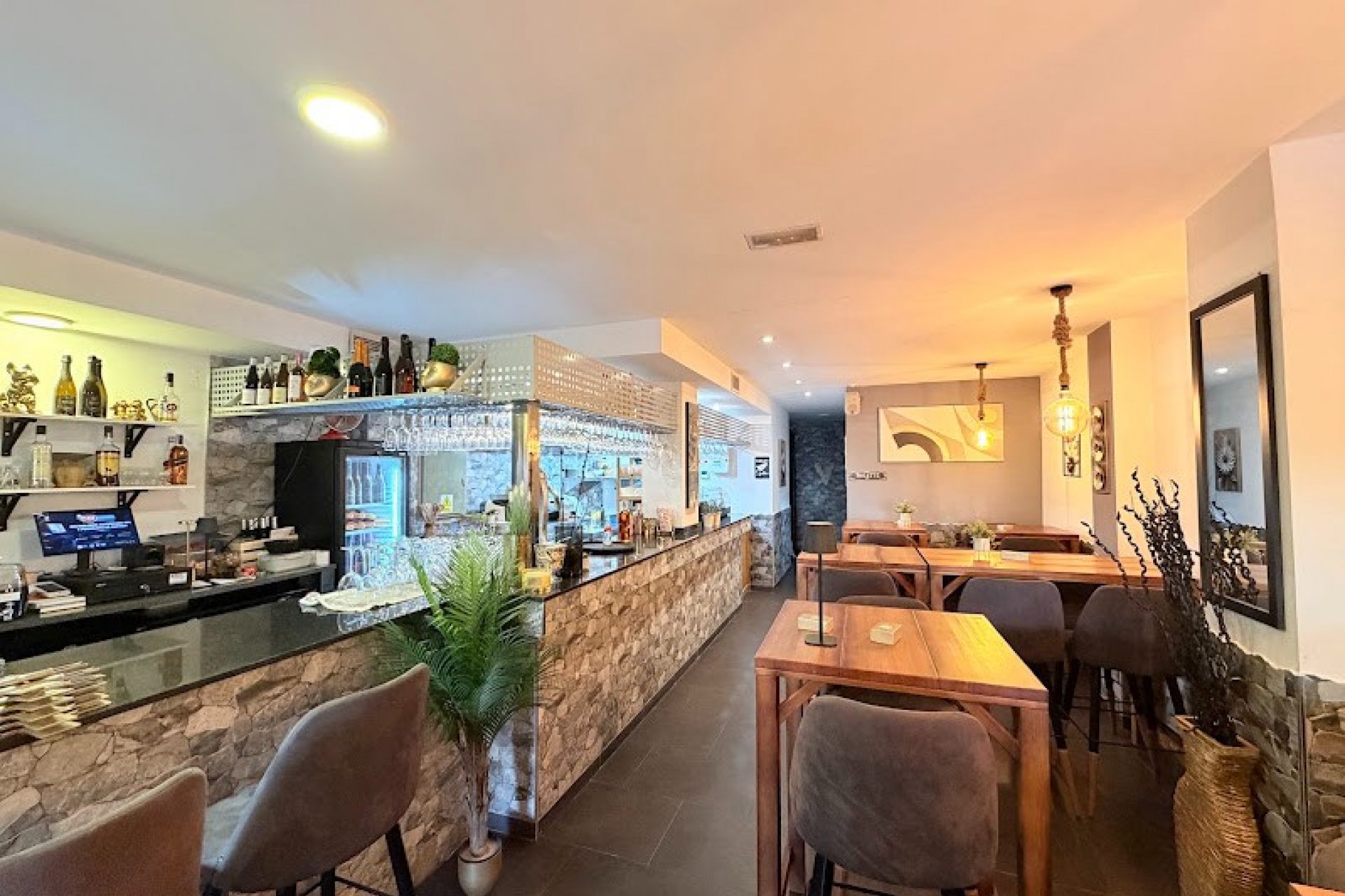 Traspaso - Bar - Cafeteria -
Torrevieja - Centro