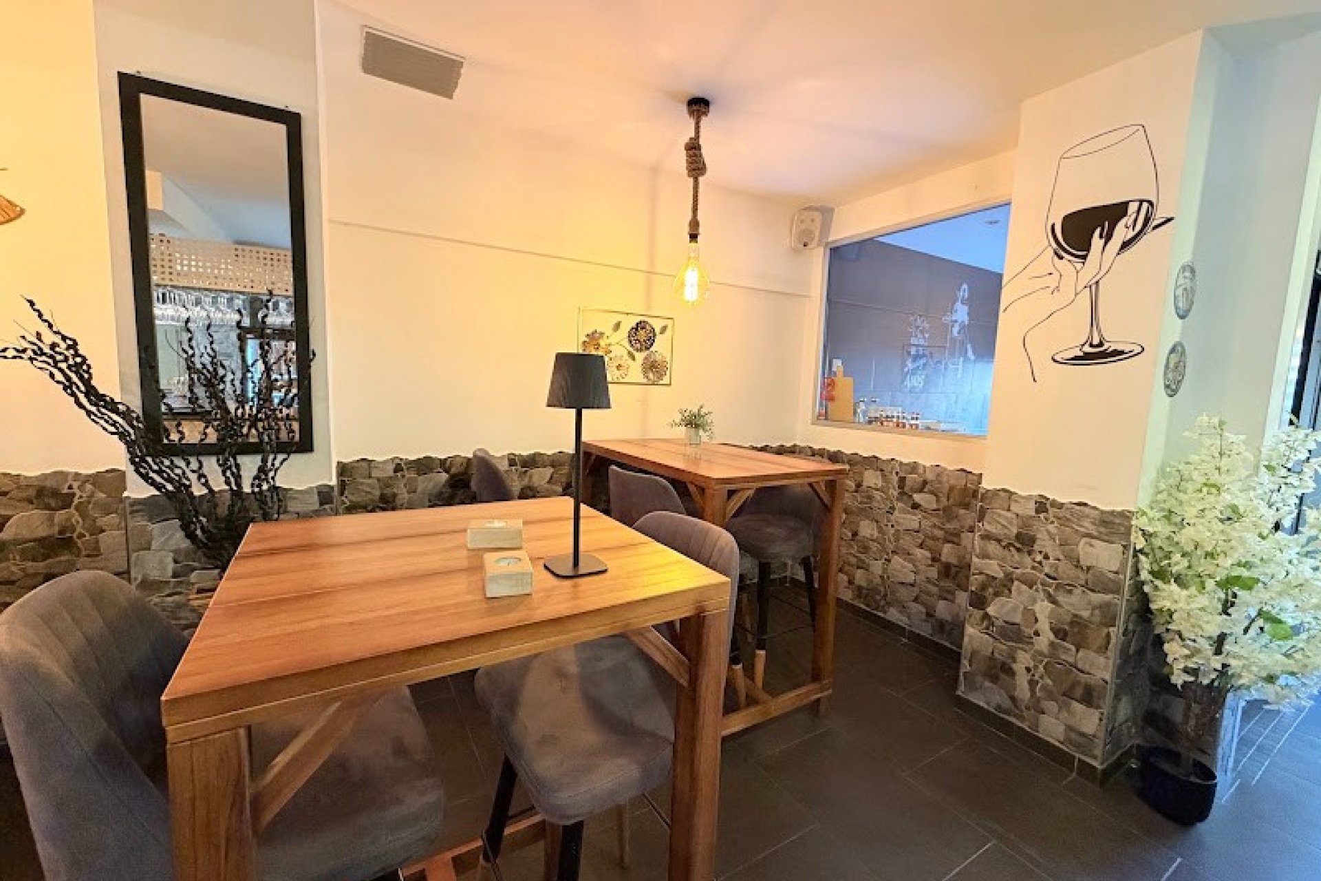 Traspaso - Bar - Cafeteria -
Torrevieja - Centro
